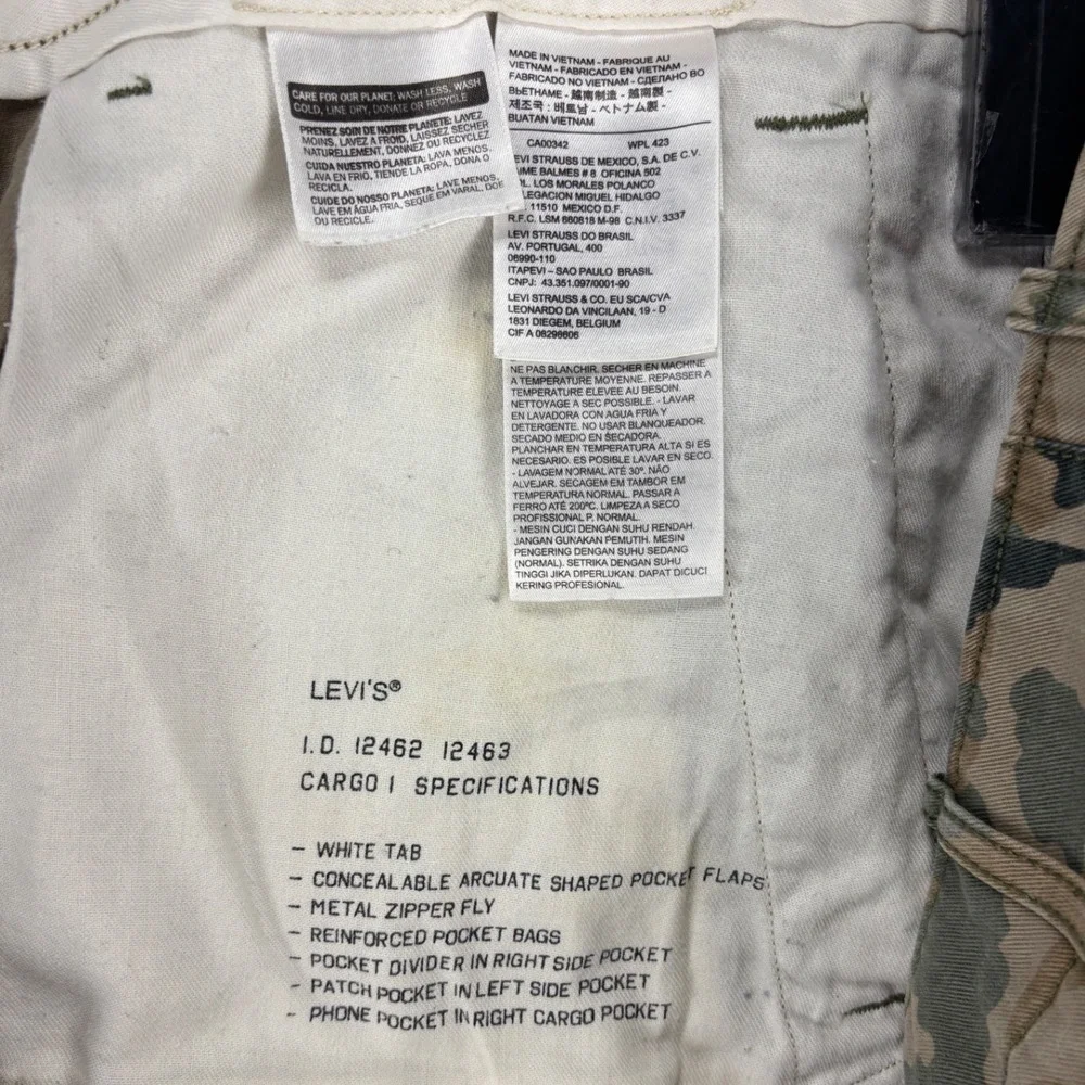 Levi's White Tab Camo Cargo Pants Men's 42x30 Military Utility Tactical Cotton